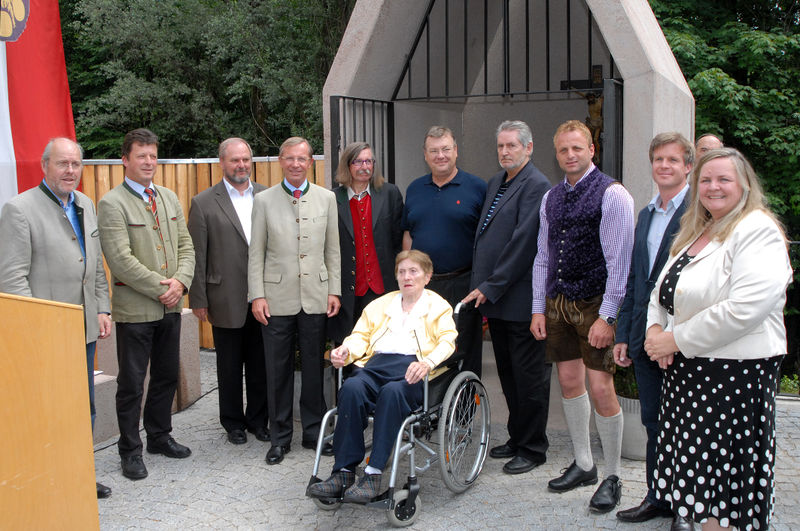 Datei:Tauglbruecke Einweihung 2011 01.jpg