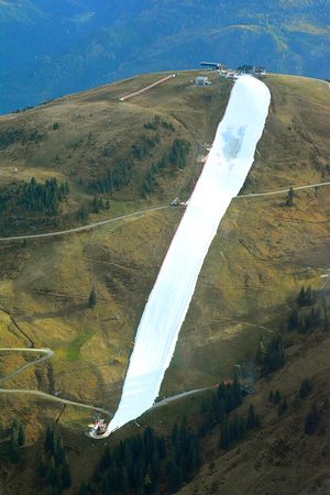 Resterhöhe Skipiste 21 Oktober 2019 01.jpg
