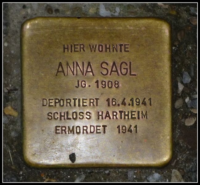 Datei:Stolperstein Anna Sagl.jpg