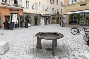 Trinkwasserbrunnen Waagplatz 02.jpg