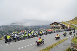 Polizeiorganisationen auf der Großglockner Hochalpenstraße 2019 03.jpg
