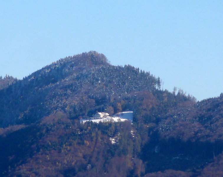Datei:Daxlueg und Heuberg.jpg