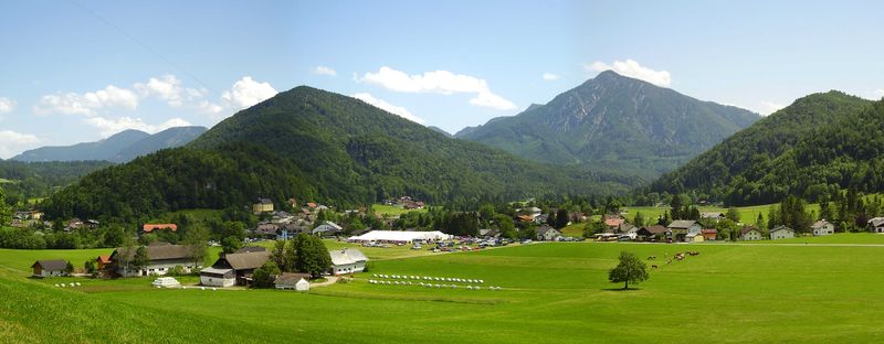 Datei:Ebenau-Ortspanorama 18.6.06.jpg
