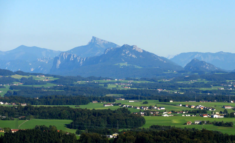 Datei:Schafbergblick vom Haunsberg, August 2011.JPG