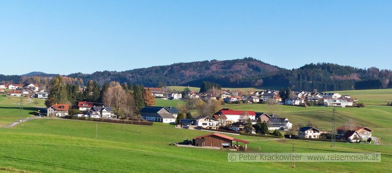 Datei:Thalham Neumarkt am Wallersee.jpg