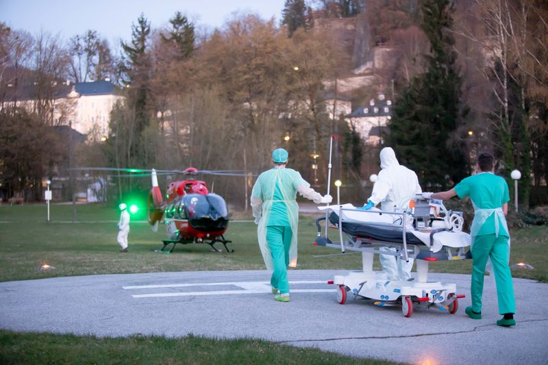 Datei:Französische Covid-Patienten 01.jpg