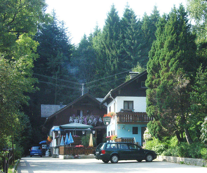 Datei:GH Ölgraben, Irrsberg, Mondsee.jpg