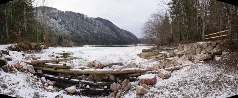 Datei:Mündungsbereich des Tauglbaches in den Hintersee.JPG