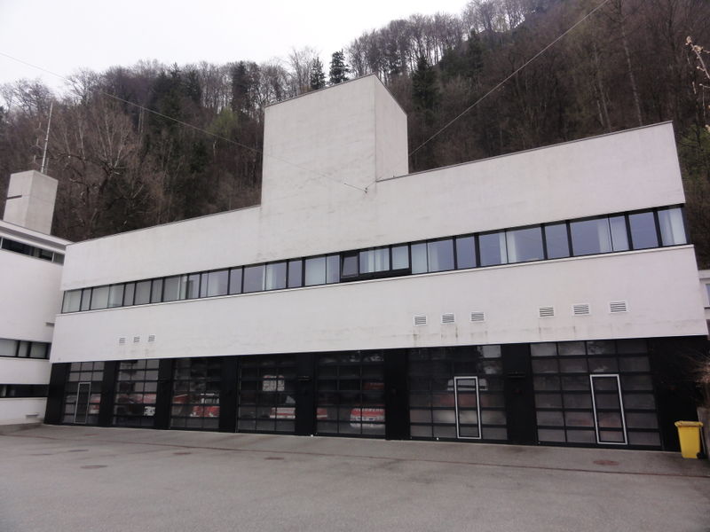 Datei:Feuerwache Schallmoos, Gebäude der Berufsfeuerwehr.JPG
