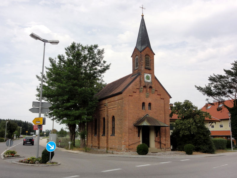 Datei:Filialkirche Schönram.jpg