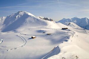 Großglockner Hochalpenstraße Schneeräumung 2024 16.jpg