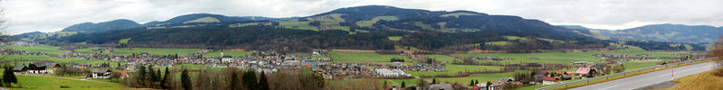 Datei:Thalgau-Panorama am 20.12.2014.jpg