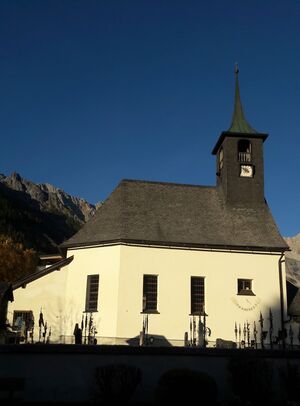 Pfarrkirche Heilige Dreifaltigkeit Hinterthal 20211031 2.jpg