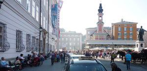 Rupertikirtag am Mozartplatz.jpg