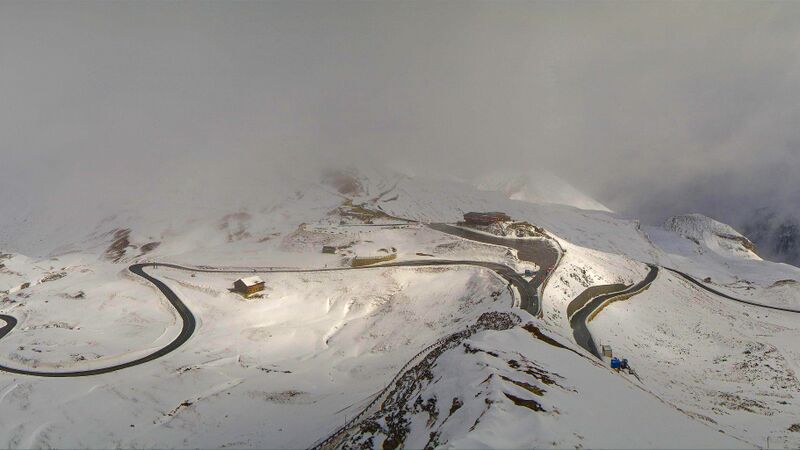 Datei:Grossglockner-hochalpenstrasse fuschertoerl 2025-10-07 12-10-00.jpg