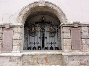 Kriegerdenkmal bei der Wallfahrtskirche Marienberg.jpg
