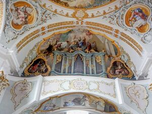 Wallfahrtskirche Marienberg, Chorseite.jpg