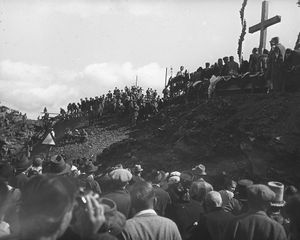 Edelweissspitze Eroeffnung 1934 04.jpg