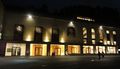 Haus für Mozart, Kleines Festspielhaus in Salzburg bei Nacht.jpg