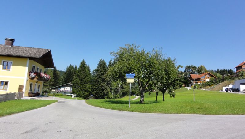 Datei:Kolomanstraße Wasenmoosstraße.jpg