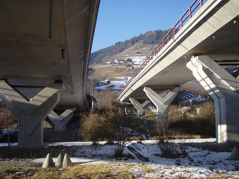 Datei:Knoten Schüttdorf.jpg
