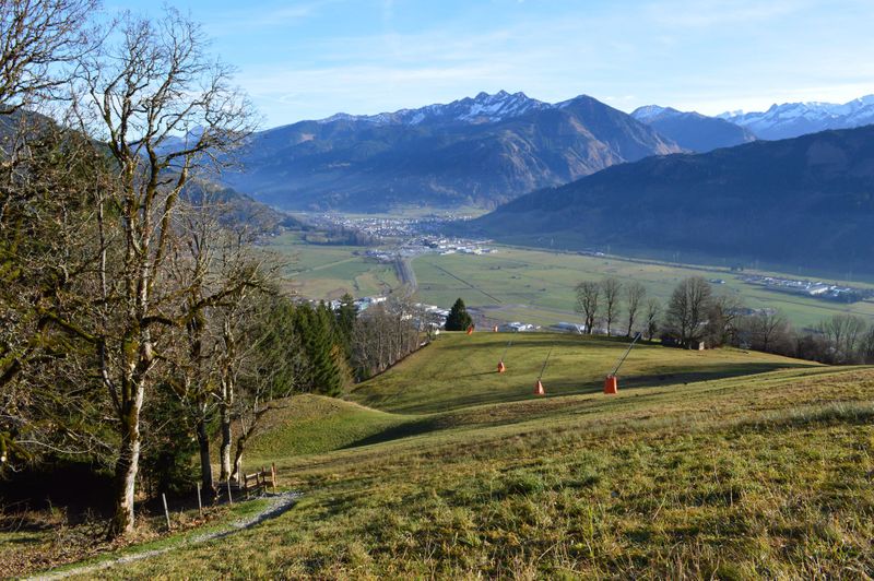 Datei:Schneelanzen, Areitabfahrt, Schmittenhöhe.jpg