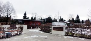 Freilassinger Friedhof in Salzburghofen, Eingang.jpg