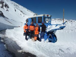 Großglockner Hochalpenstraße Schneeräumung 2017 Nordrampe 50.jpg