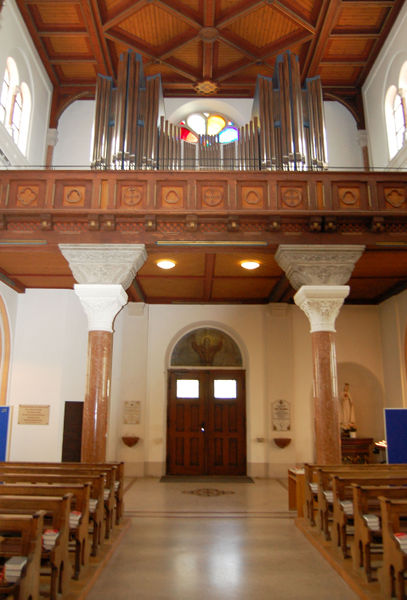 Datei:Stadtpfarrkirche Itzling, Empore.jpg