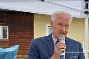 2025 09 10 Memorial Niki Lauda Enthüllung 11.jpg
