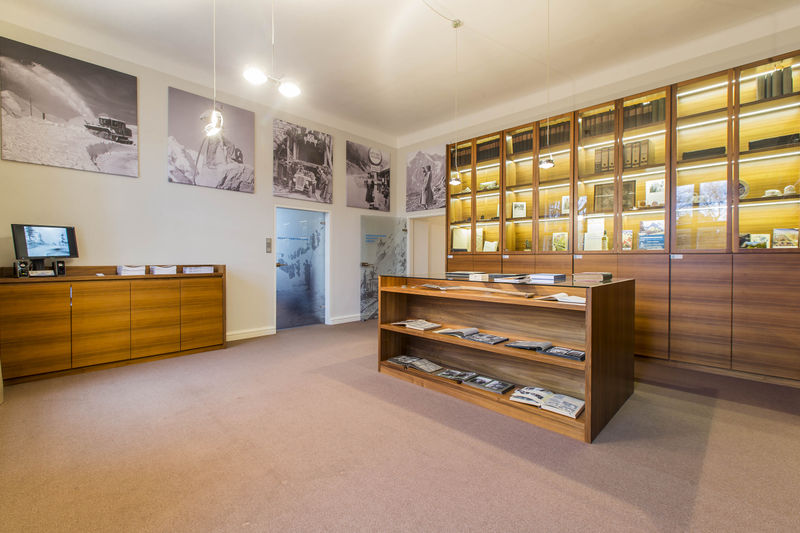 Datei:Großglockner-Wallack-Archiv 2.jpg