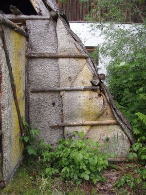 Holzknechtsölde Museum Wilhelmgut Bramberg.jpg