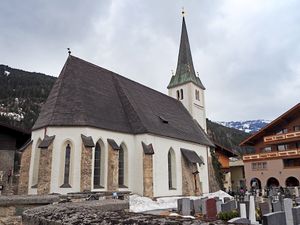 Dorfgastein Pfarrkirche 01.jpg