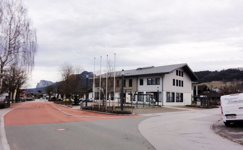 Datei:Gemeindeamt Thalgau an der Wartenfelserstraße.JPG