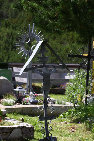 Datei:Tauernfriedhof obertauern 31407 2016-08-04.jpg