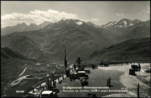 Hochtor-Tunnel Südportal Blick ins Mölltal 1939.jpg