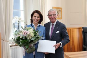 Karoline Edtstadler Wilfried Haslauer junior Juli 2025.jpg