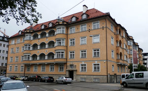Palais von Andrä, Ansicht von der Auerspergstraße.jpg