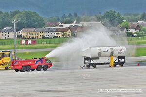 2025 06 16 APT SZG Flughafenfeuerwehr Übung 10.jpg