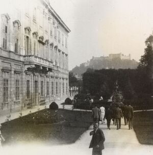Mirabell Schloss Mirabellgarten 1928.jpg