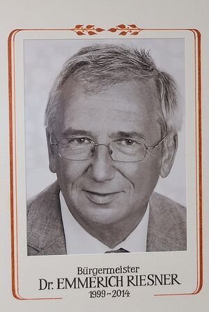 Riesner Emmerich Bürgermeister Neumarkt.jpg