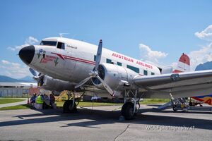 Douglas C-47 Salzburg Airport 02.jpg