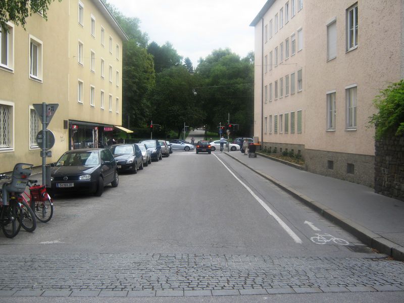 Datei:Friedrich-Gehmacher-Straße.jpg