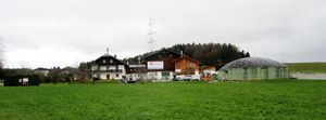 Waltlgut, Schwaighofen, mit Biogasanlage.jpg