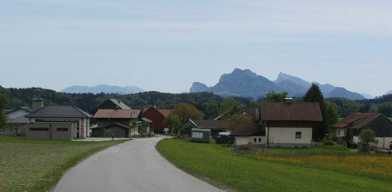 Datei:Westlicher Ortsbeginn von Oberplainfeld.jpg