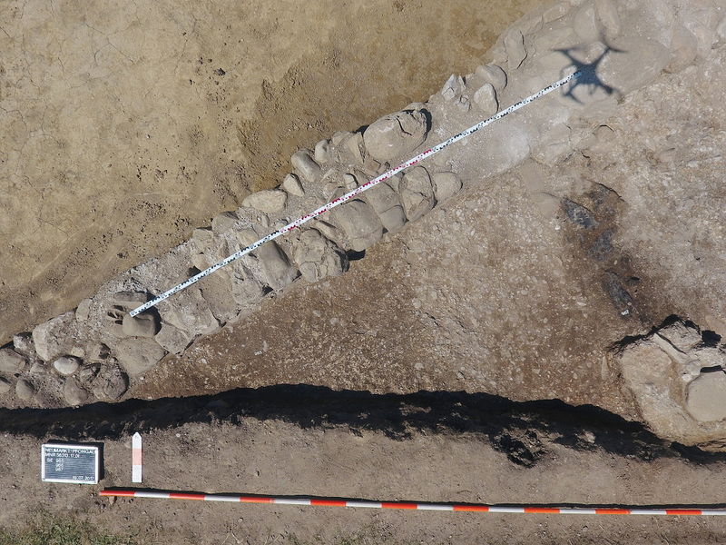 Datei:Archäologische Grabungen in Pfongau 05.JPG