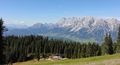 Dachstein mit Bischofsmütze, Ansicht von der Planai aus.jpg