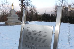 Stupa Mönchsberg Salzburg 28 Nov 2018 1.jpg