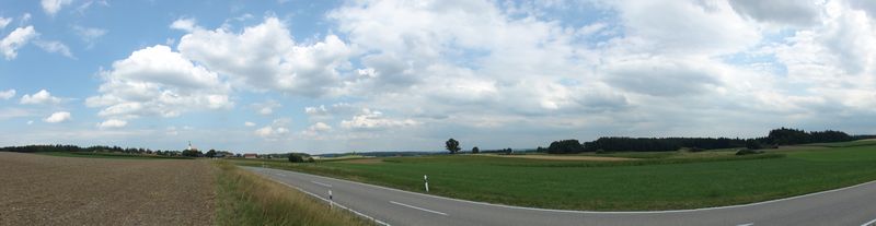 Datei:Die Landschaft um Asten.jpg