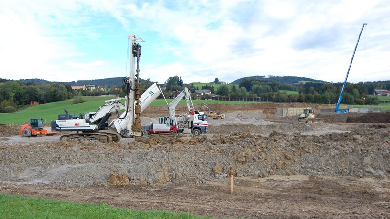 Datei:Postbasis-baustelle Enzersberg.jpg